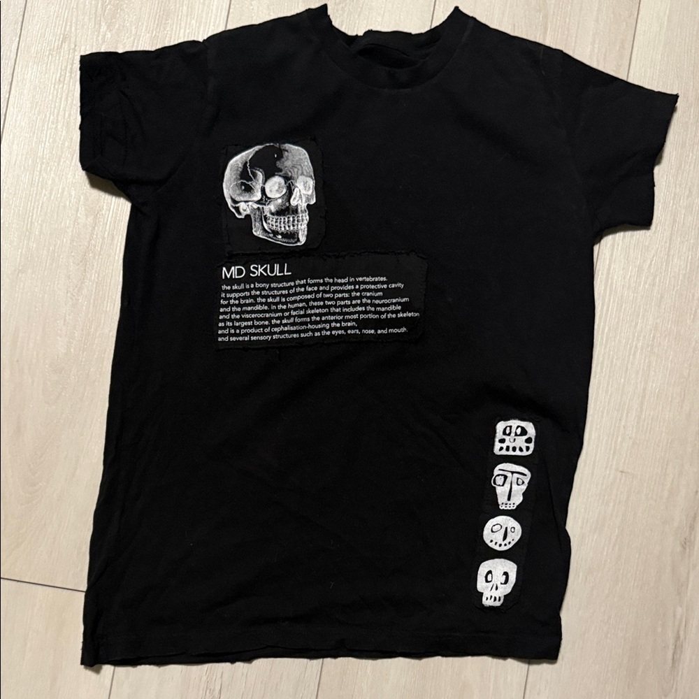 Nununu Kids Black MD Skull Graphic Tee - Short Sleeve Shirt size 10-11